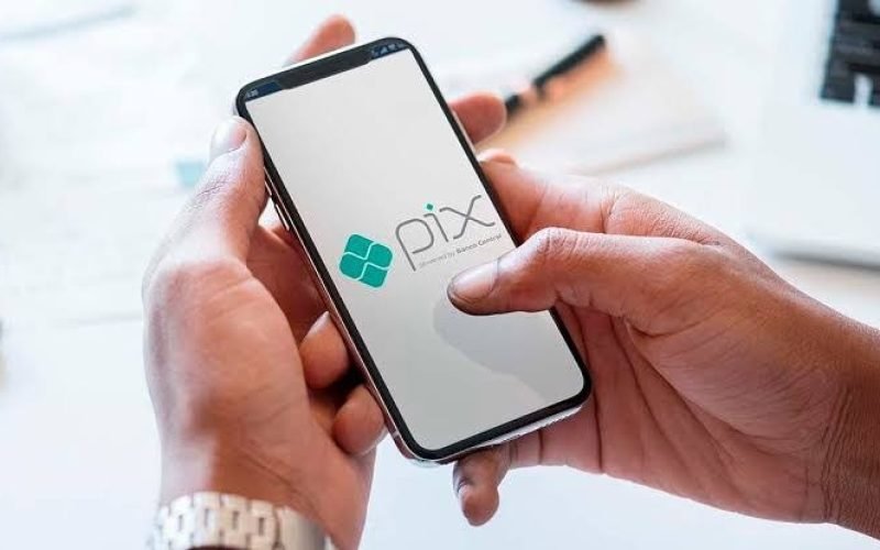 Governo vai investir 50 milhões em publicidade para reverter fakes sobre Pix