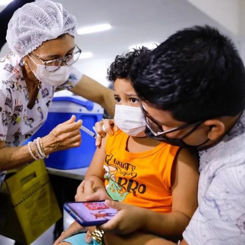 Alagoas tem baixa vacinação infantil contra a COVID-19, alerta poder público