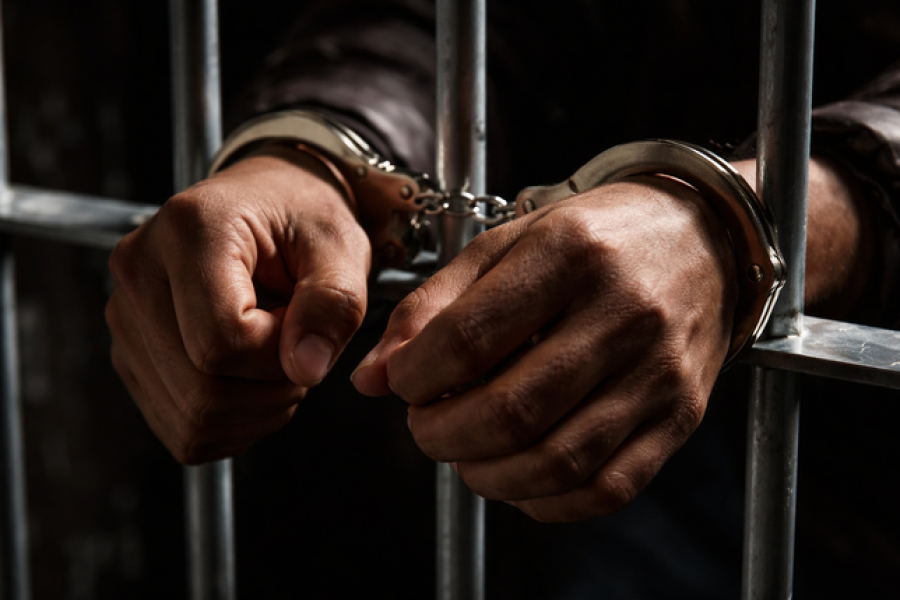 Turista argentino é preso após se masturbar para uma menor de idade em um hotel da capital