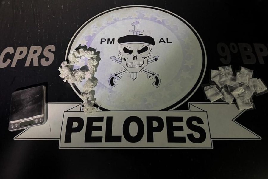 Jovem de 19 anos é preso com cocaína, maconha e balança de precisão no Sertão de Alagoas