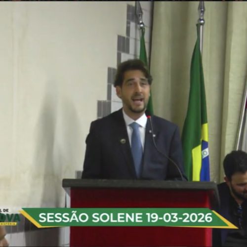 “Hoje me torno filho de Igreja Nova e sigo com o compromisso de trabalhar por todo o Baixo São Francisco”, diz Guilherme Lopes ao receber título de cidadão igrejanovense