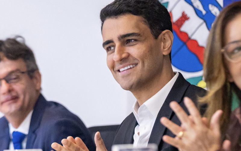 JHC deve se afastar da Prefeitura em abril de 2026 para concorrer ao Governo do Estado