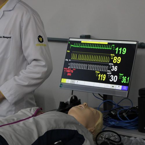 “OAB dos médicos”: Câmara aprova urgência para exame nacional obrigatório para formação em medicina