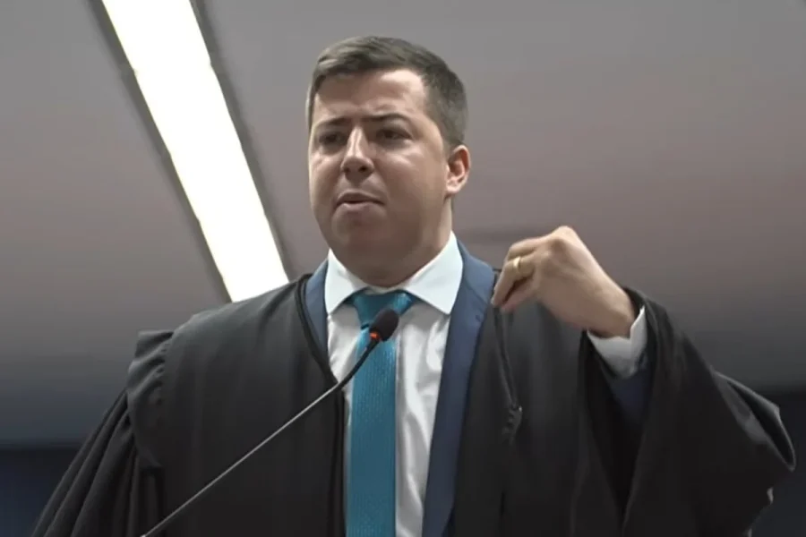 Advogado usa obra ‘Senhor dos Anéis’ para defender tenente-coronel no STF: “Jornada dos hobbits”