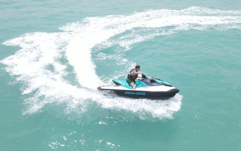 Maragogi proíbe jet skis nas praias e prevê multas de R$ 5 mil por dia