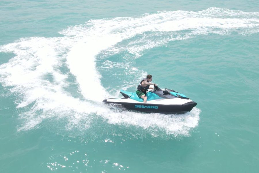 Maragogi proíbe jet skis nas praias e prevê multas de R$ 5 mil por dia