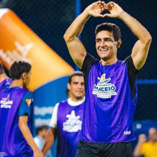 Prefeito JHC inaugura mais uma Areninha na parte alta de Maceió