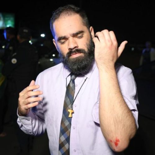 Marxista, Progressista e contra extrema direita, saiba quem é o evangélico que participou de vigília bolsonarista