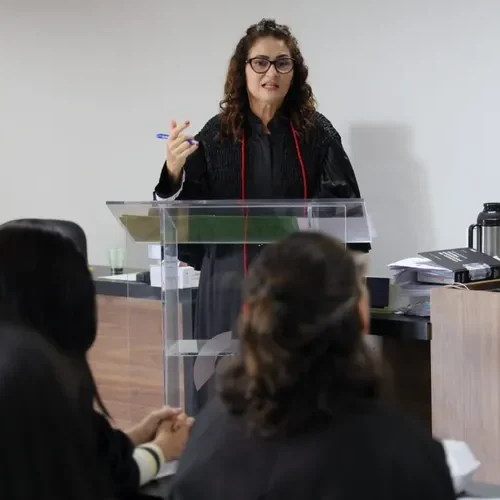 Justiça condena assassino 24 anos após crime que devastou família em Maceió