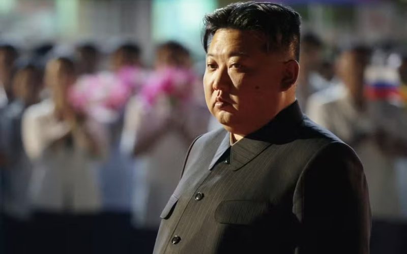Equipe de Kim Jong-un remove vestígios após reunião com Putin