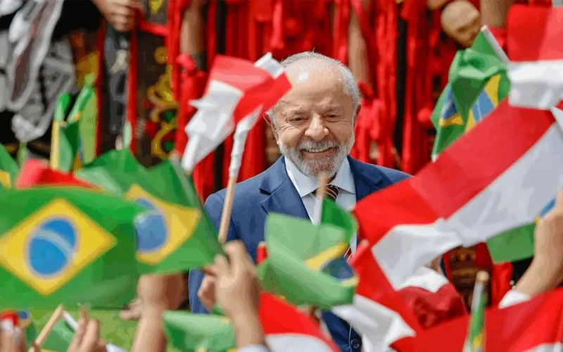 Lula afirma que megaoperação foi um desastre