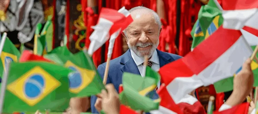 Lula afirma que megaoperação foi um desastre