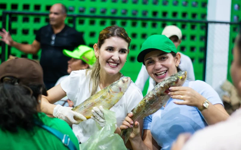 Prefeitura de Joaquim Gomes mantém tradição e distribui 18 toneladas de peixe na Semana Santa