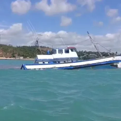 Marinha apura denúncia de naufrágio de embarcação pesqueira em Japaratinga