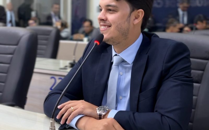 Brivaldo Marques celebra mais de 300 inscrições em cursos do SESI/SENAI