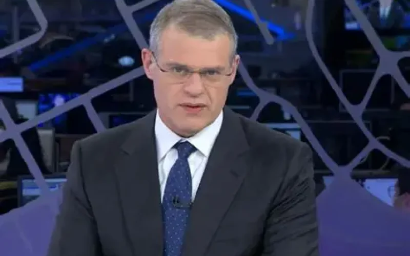 Jornalista da Band dá opinião e critica medidas de Moraes contra Bolsonaro