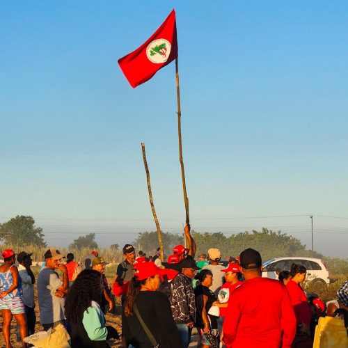 Justiça determina reintegração de posse e MST começa a deixar Fazenda Laranjal em Arapiraca