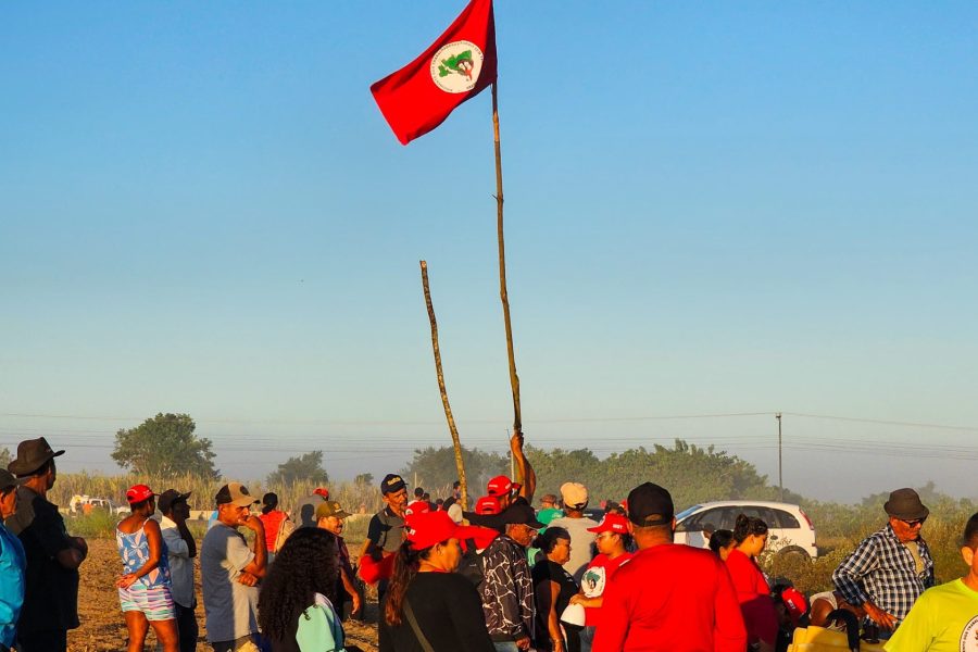 Justiça determina reintegração de posse e MST começa a deixar Fazenda Laranjal em Arapiraca