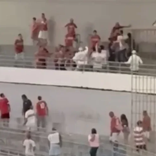 PC busca identificar torcedores e vai solicitar proibição de acesso ao Rei Pelé