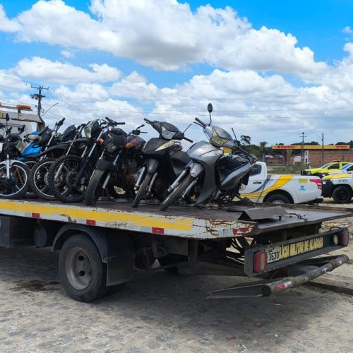 PM prende suspeito por tráfico e apreende motos irregulares em Arapiraca e Atalaia