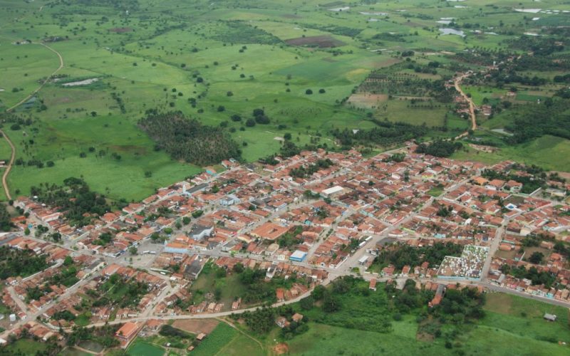 Mulher denuncia ameaças e tem casa incendiada por companheiro em Feira Grande