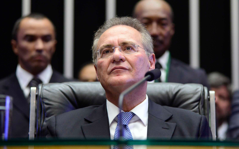 Renan Calheiros enfrenta alta rejeição na disputa pelo Senado Federal, mostram últimos levantamentos