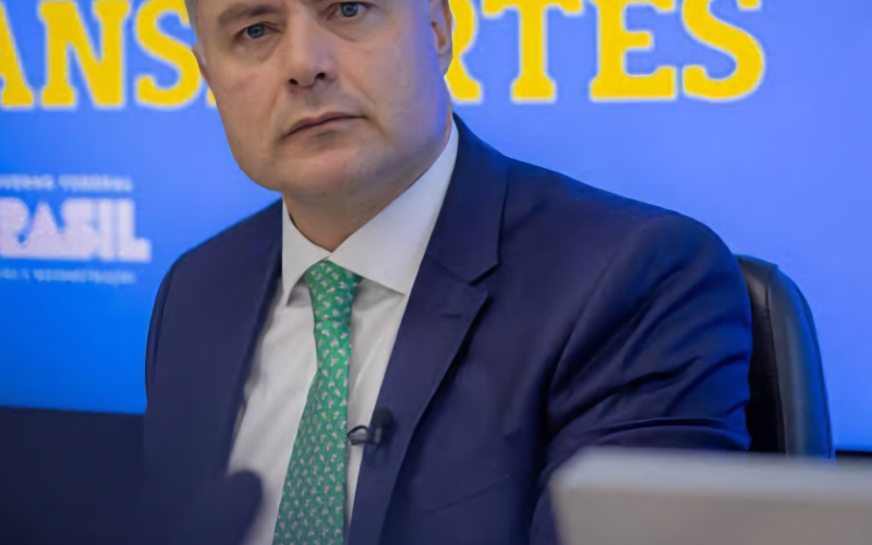 Governo estava ‘do lado da verdade’ e desistir ‘dá vitória’ à oposição, diz ministro Renan Filho sobre Pix
