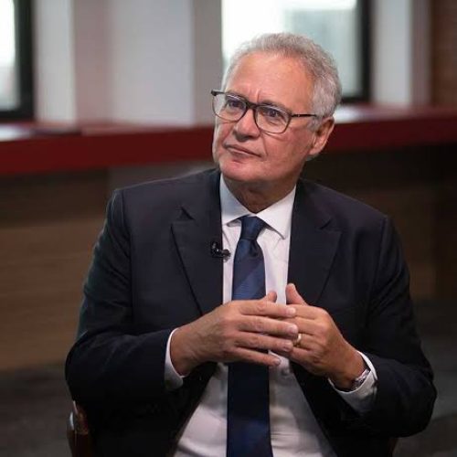 Renan Calheiros será o relator do projeto do Imposto de Renda no Senado, anuncia Davi Alcolumbre