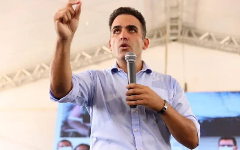 “A rede social virou um altar”: Renato Filho usa redes sociais para alertar população sobre ‘falsos profetas’ na política