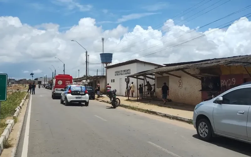Vendedor é baleado na cabeça em ataque na Feira da Troca, em Arapiraca