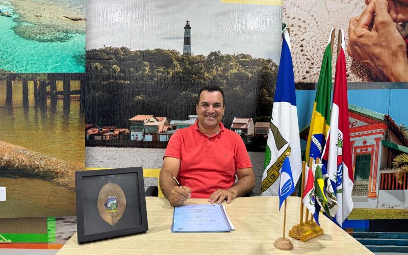 Prefeito Allan de Jesus realiza feito inédito e aposentados do município passam a receber dentro do mês trabalhado