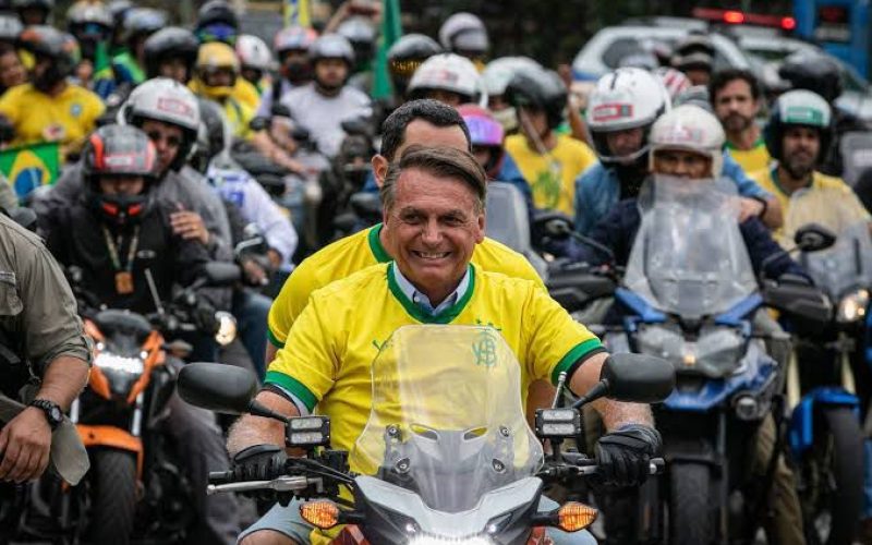MPF arquiva investigação sobre cartão coorporativo e motociatas de Jair Bolsonaro