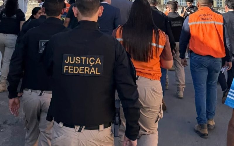 Juiz Federal realiza inspeção judicial no bairro Bom Parto, em Maceió, com participação da Defesa Civil