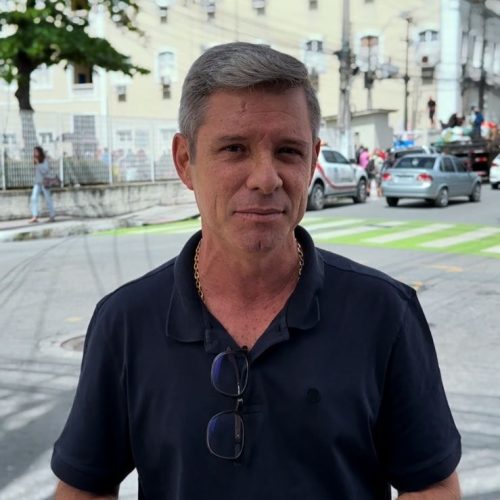 Cabo Bebeto critica invasão do MST a prédios públicos e dispara: “Com policial civil, o governador é valente. Com o MST, é frouxo”