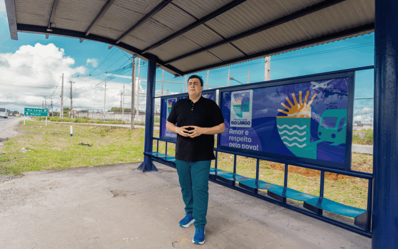 Prefeitura de Rio Largo revitaliza abrigos de ônibus e reforça combate ao vandalismo