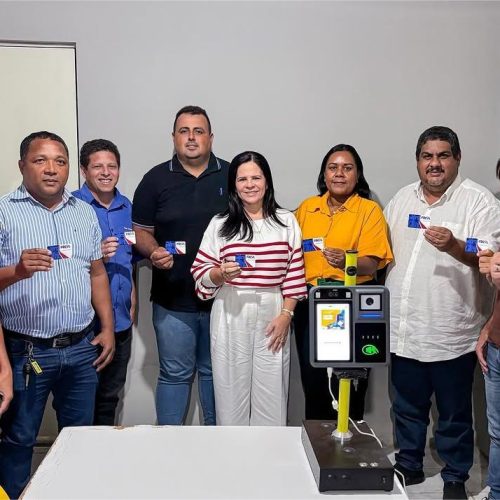 Prefeita Lívia Carla impulsiona transporte mais justo e moderno em Barra de Santo Antônio