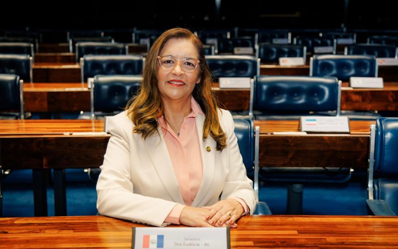 Senadora Dra. Eudócia reforça pedido de apoio na reta final da votação do Prêmio Congresso em Foco 2025