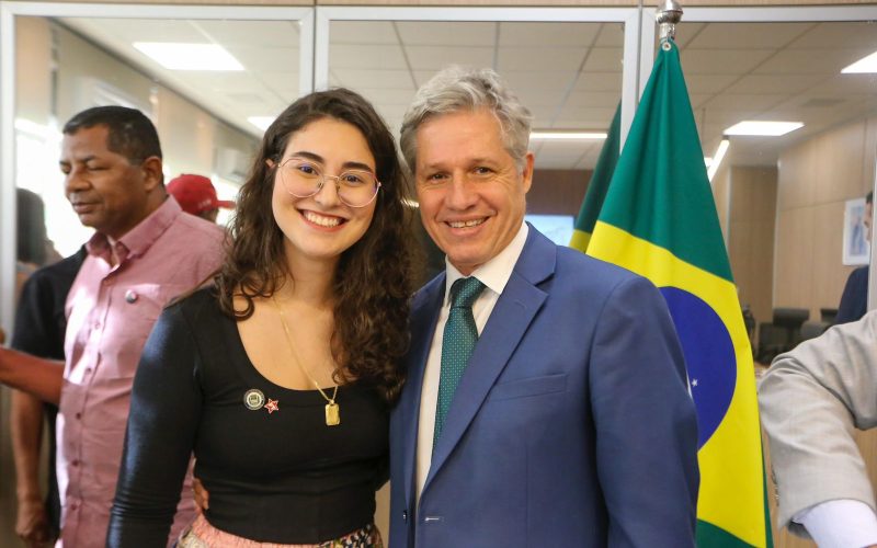 Teca Nelma se reúne com ministro e pede cumprimento de acordo da Reforma Agrária em Alagoas