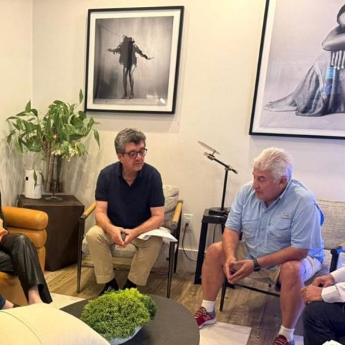 Com alagoano em comitiva, senadores chegam aos Estados Unidos para negociar tarifaço