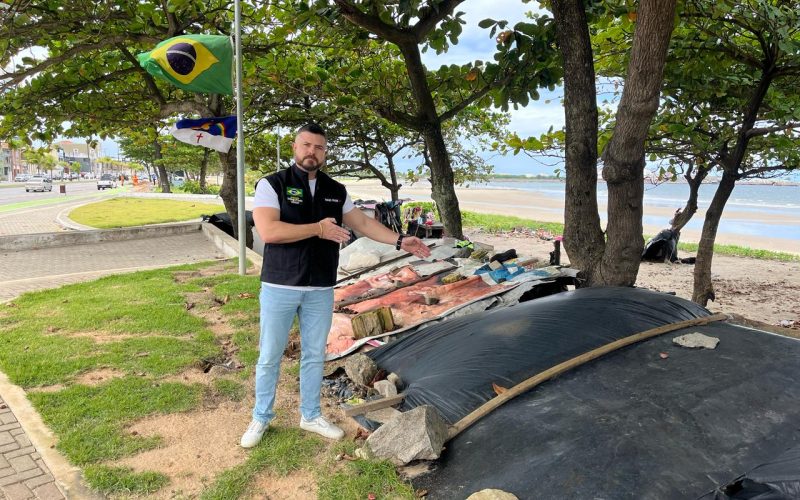 Thiago Prado alerta sobre ocupação de barracos na Praia da Avenida