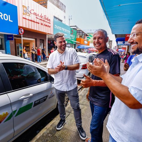 Chico Filho comemora novas permissões para taxistas em Maceió