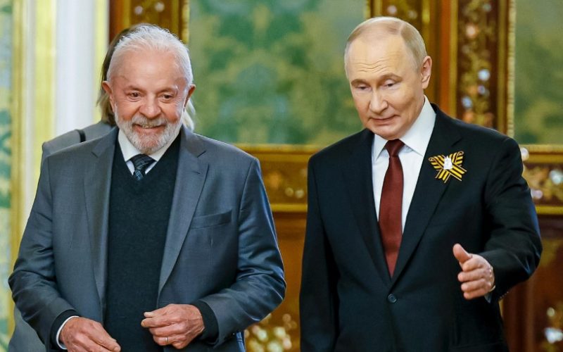 Guerra na Ucrânia e cooperação do Brics: Lula e Putin conversam por telefone