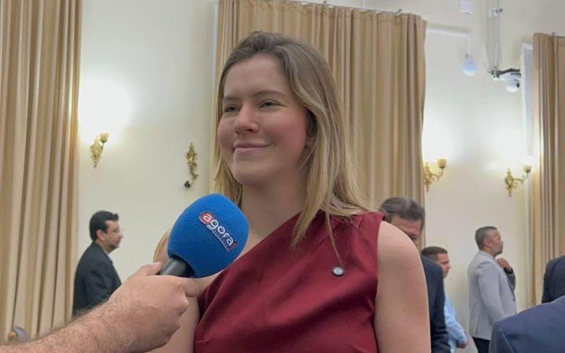 Cibele Moura comenta entrega de comenda ao Deputado Federal Arthur Lira