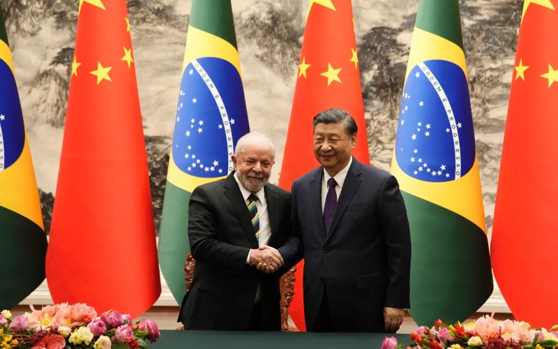 Brasil e China reforçam parceria estratégica em conversa entre Lula e Xi Jinping