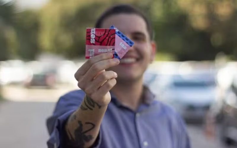 SUS vai distribuir camisinhas texturizadas e finas para estimular uso de preservativos