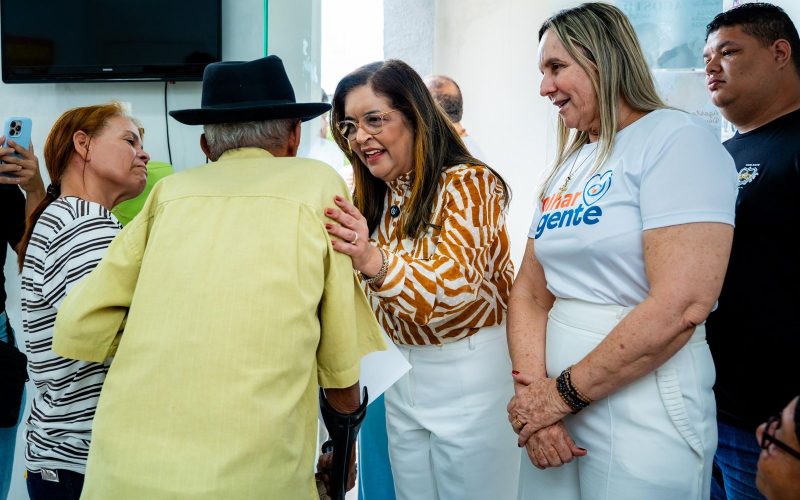 Senadora Doutora Eudócia acompanha triagem para 200 cirurgias de catarata em Flexeiras pelo programa Olhar da Gente