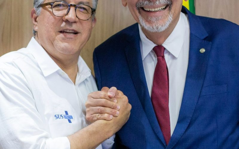 Deputado Paulão anuncia chegada de Unidades Odontológicas Móveis para Alagoas