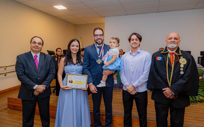 Secretário de Educação de Maceió recebe Comenda Desembargador James Magalhães: “Honra que divido com todos os profissionais da Educação”
