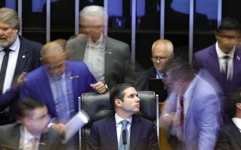 Republicanos reforça apoio a Hugo Motta em meio a crise na Câmara