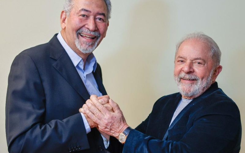 Deputado Paulão é convidado para almoço de Lula com presidente do Panamá